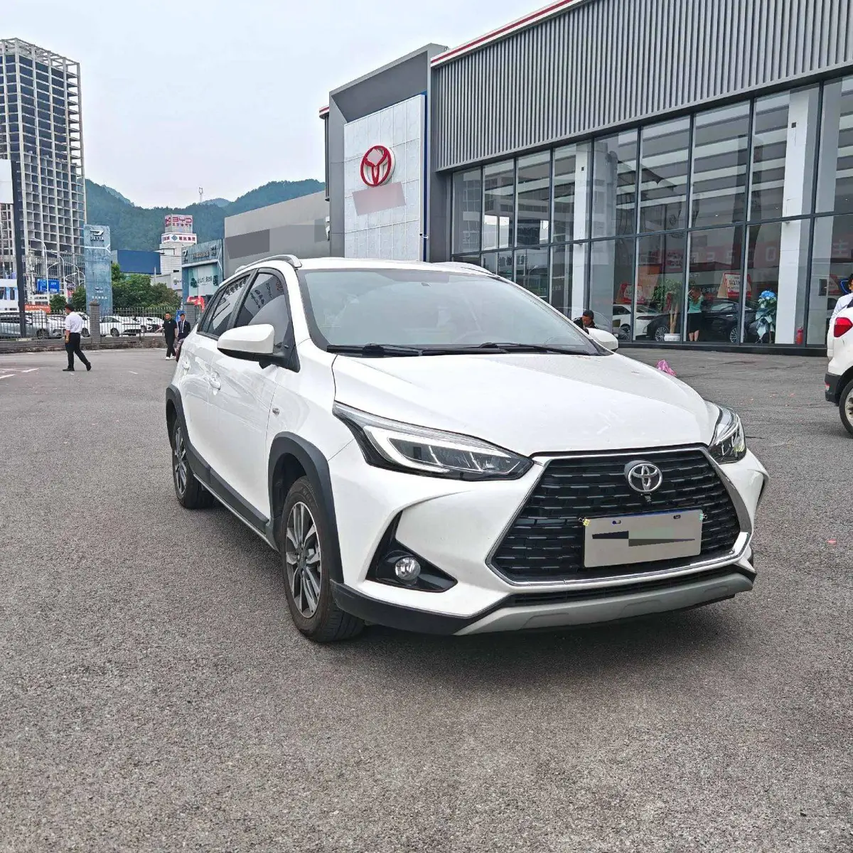 YARiS L 2022 1.5L CVT Luxury PLUS Edition