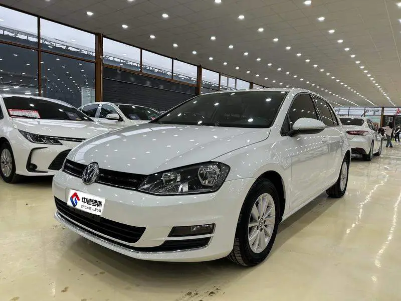 Golf 2016 1.6L Manual Fashion Model