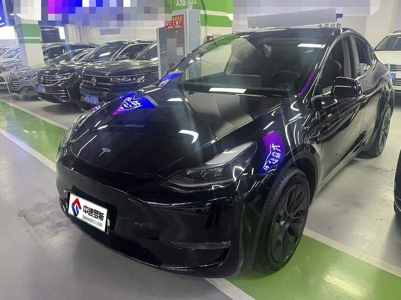 Model Y 2024 long-range all-wheel drive version