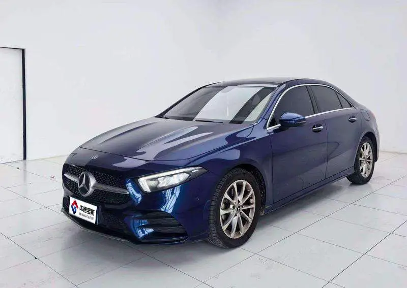 Mercedes-Benz A-Class 2020 A 200 L Sports Sedan Fashion Edition