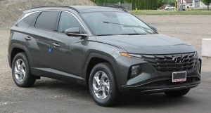 Hyundai 2023 Tucson · Blue — 35,000 km, USD 20,000