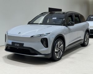 NIO 2023 ES6 · Black — 50,000 km, USD 55,000