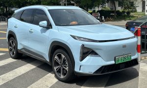 Geely 2023 Galaxy L7 · Blue — 15,000 km, USD 35,000